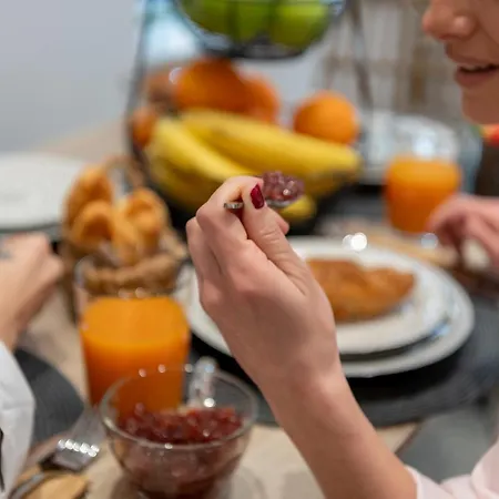 شقة Syrose إرموبولّي