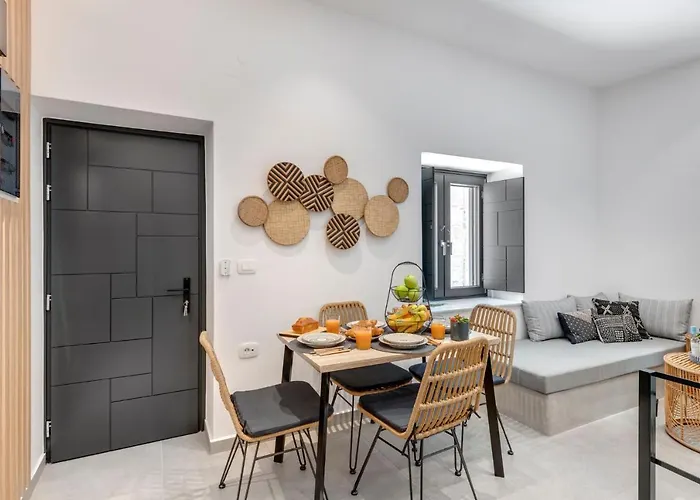 Syrose アパート エルムポリ